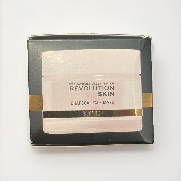 Revolution Skin Charcoal & Glycolic Acid Face Mask For Blemishes - Picture 4 of 6